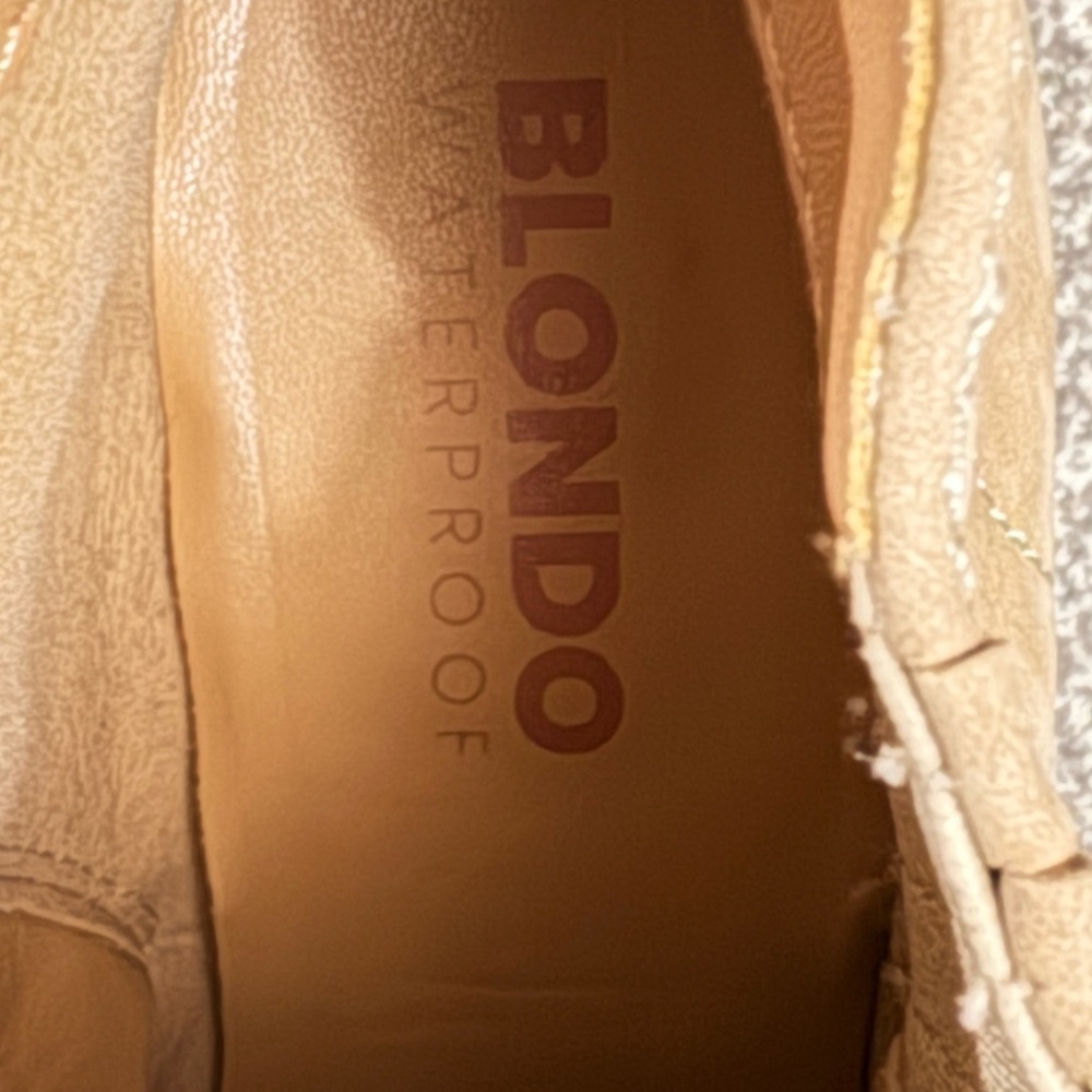 Blonde Chunky Ankle Boots. Waterproof. Sand color 2024. Great condition. 7 - Picture 8 of 12